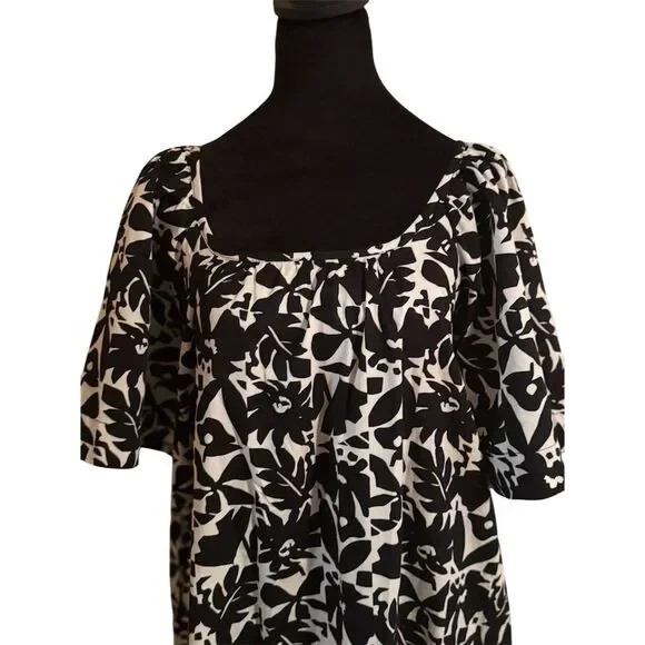 Free Assembly Women's Black & White Floral Mini Dress Short Sleeve - Picture 3 of 6